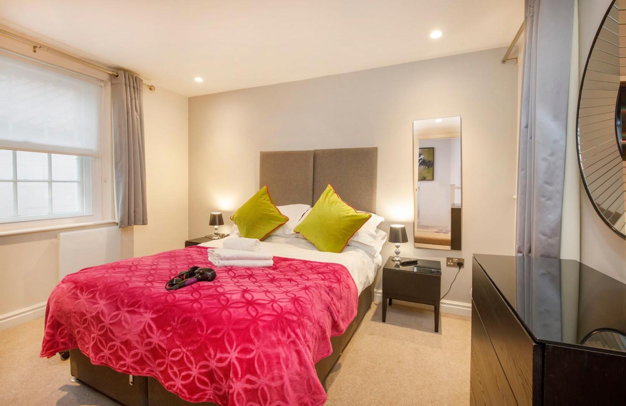The Mitchell Villa York Bagian luar foto