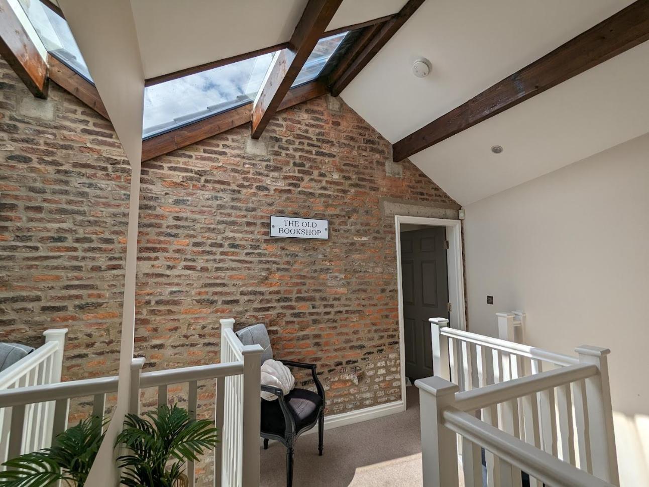 The Mitchell Villa York Bagian luar foto